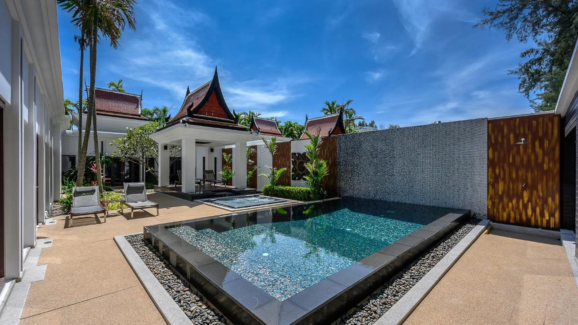 *****  Maikhao Dream Villa Resort And Spa, Maikhao Phuket Thailand